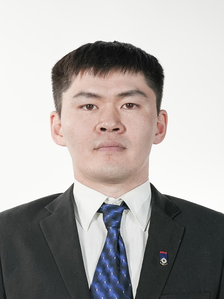 Б.Бат-Эрдэнэ — Lecturer